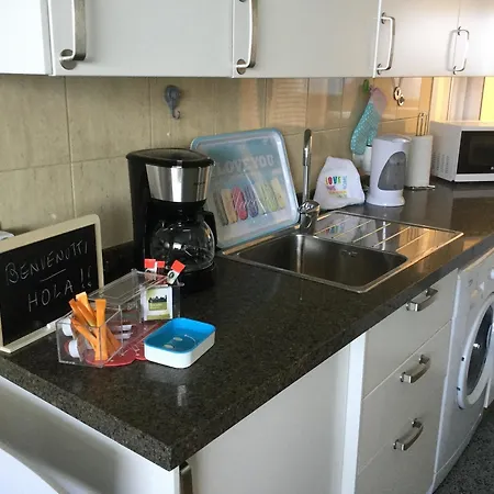 With 2 Bedrooms In Puerto De La Cruz, With Wonderful Sea Vie Apartment *